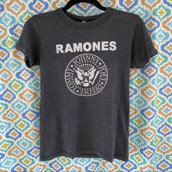 RAMONES Essential T-Shirt Urban Renewal (size S) - Picture 2 of 8